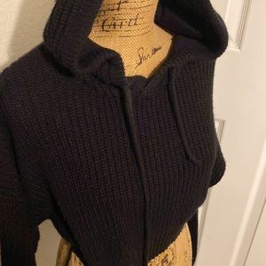 Black cropped hoodie